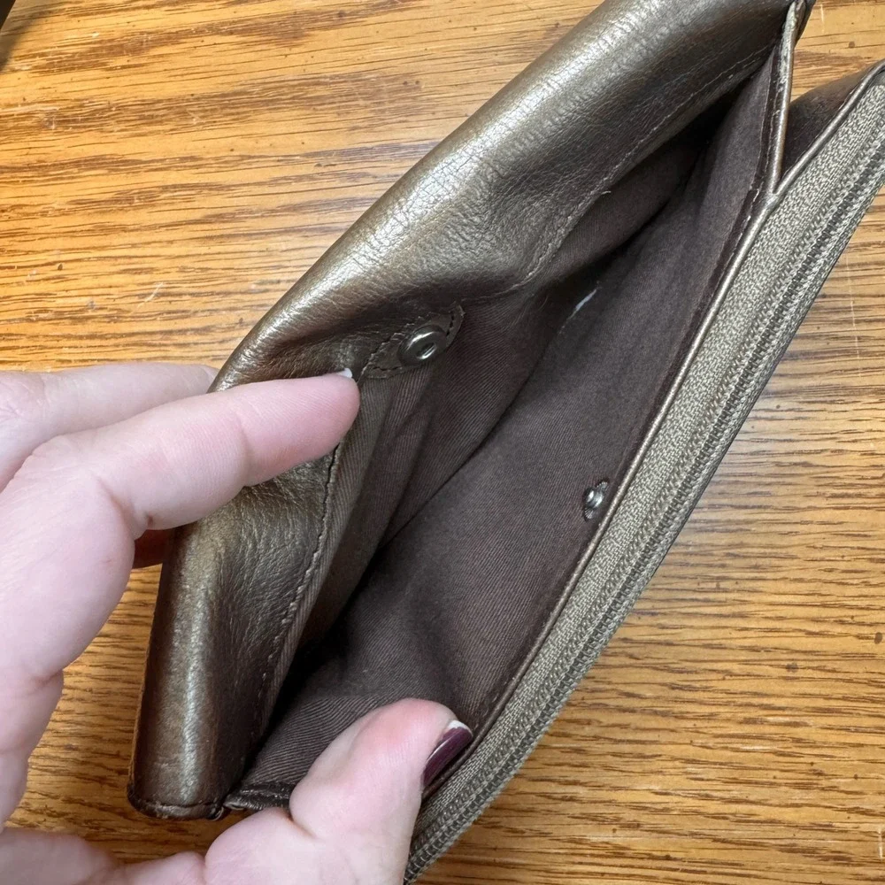 Fossil Metallic Bronze Genuine Leather Slim Bifold Wallet Organizer‎ Clutch
